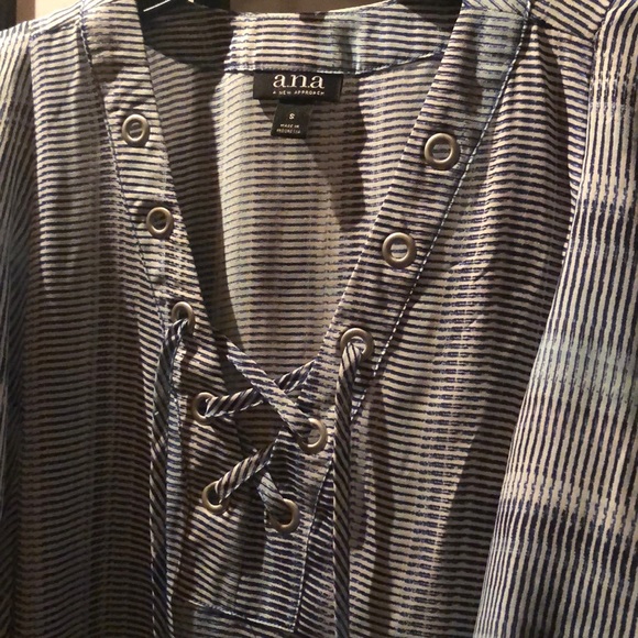 Short sleeve top - Picture 3 of 4